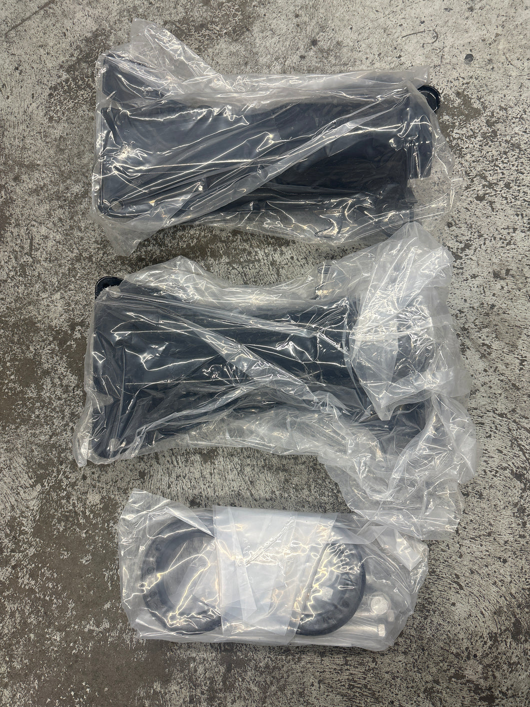 B5 a4/s4 rear shock tower kit with upgraded bushings